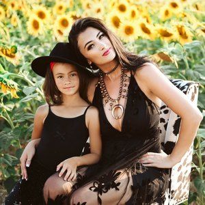 Meet your Posher, Desiree